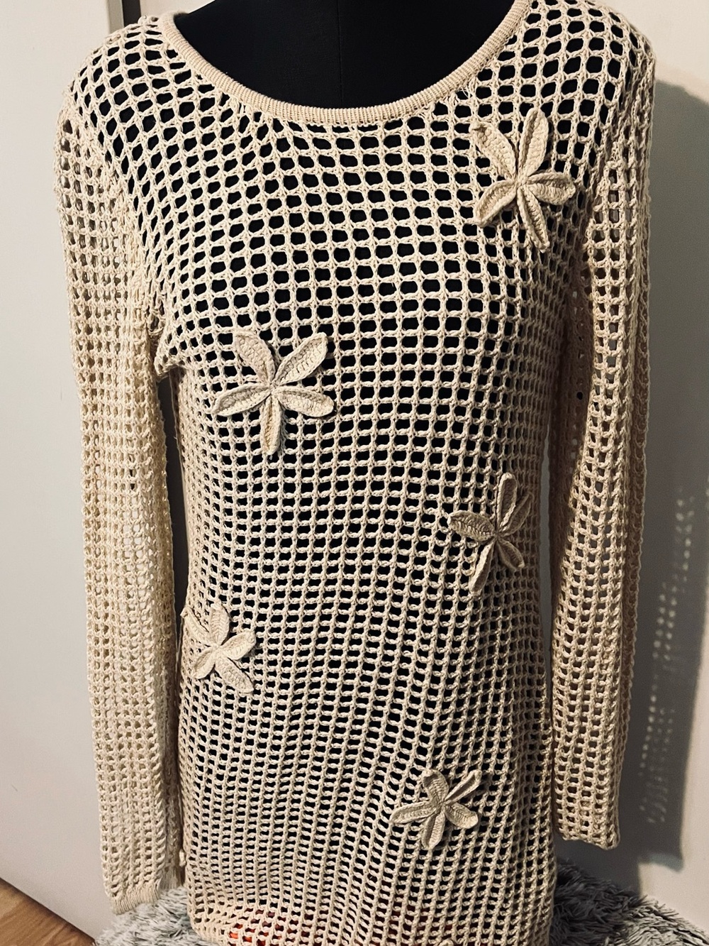 Cream Crochet Flower Long-Sleeve Dress